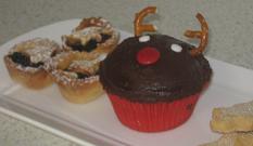 Christmas reindeer cupcake